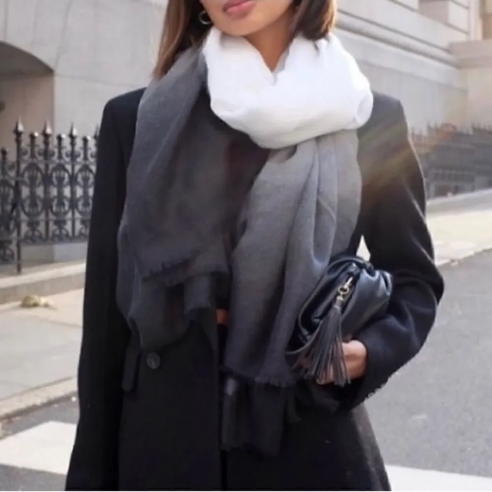 NWT-Cushnie One Size Grey Horizon Ombre Scarf Women's Rachel Zoe Curateur Box